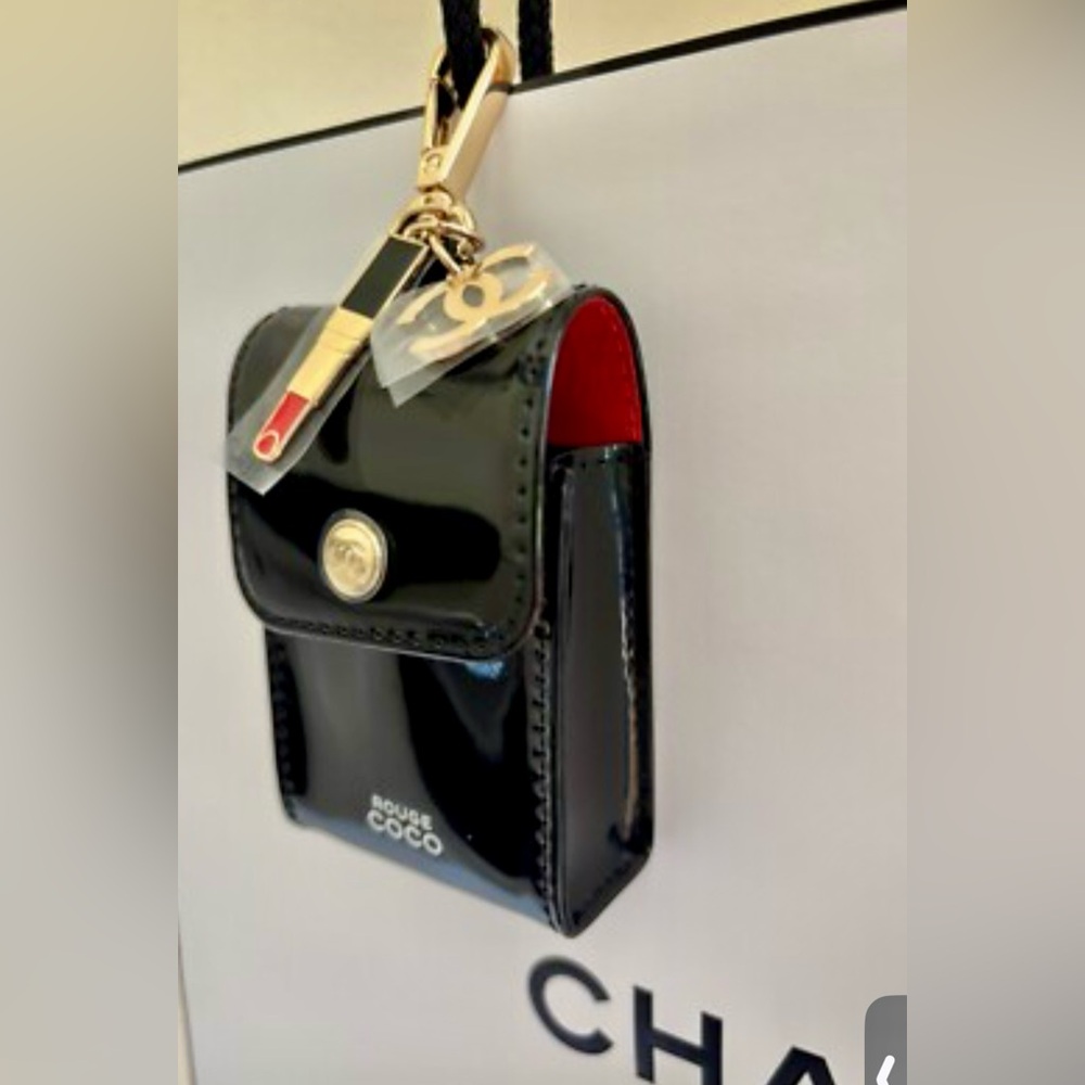 CHANEL Rouge Coco Glossy Lipstick Pouch Key holder London Event NWB GWP - Picture 3 of 11